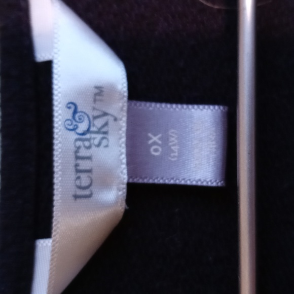 Women's Terra & Sky 14W 0X black bow arm semi sleeve top - Picture 3 of 6